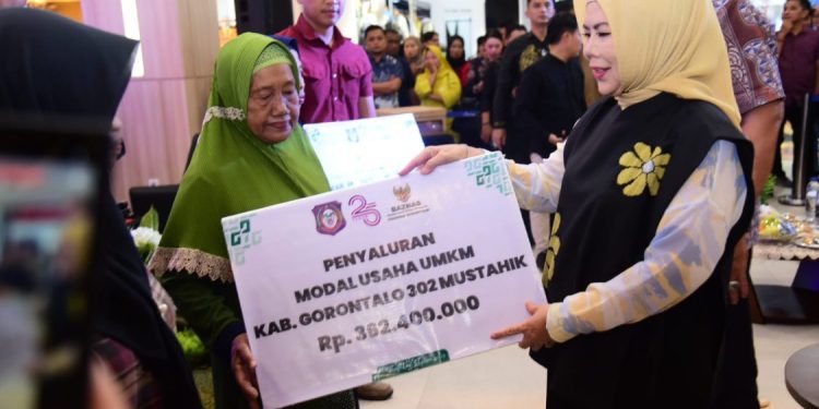 Pemprov Gorontalo Salurkan Bantuan Sosial Senilai Rp1,056 Miliar