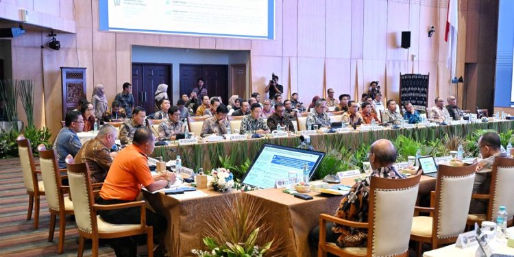 Menhub Dudy Prediksi 119,5 Juta Orang Akan Bepergian Saat Libur Nataru 2025/2026