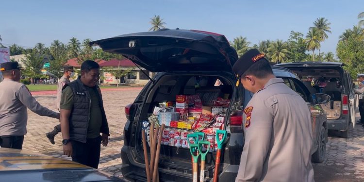 Kapolres Pidie Jaya Salurkan Bantuan untuk Korban Banjir