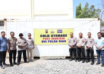 Bantuan Peti Pendingin Jenazah dari Polda Riau Tiba di RSUD Lubuk Basung