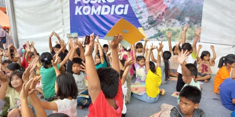 Kemkomdigi Berikan Dukungan Psikososial untuk Anak-Anak Terdampak Bencana di Tapteng