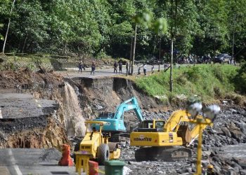 Wagub Sumbar Targetkan Akses Semipermanen Selesai dalam Dua Pekan