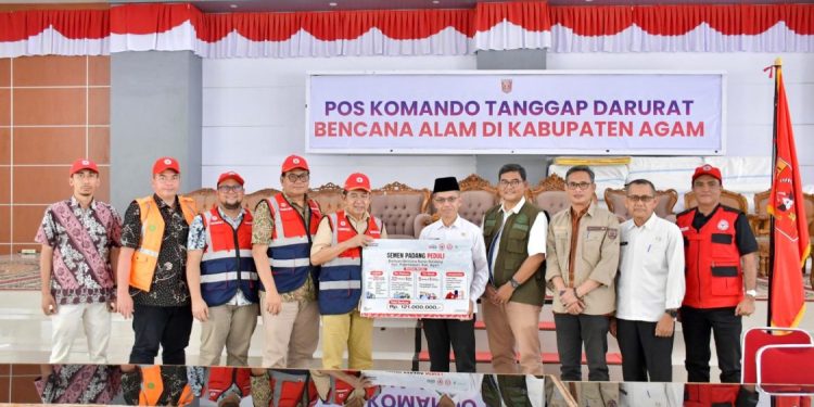 PT Semen Padang Berikan Bantuan untuk Korban Bencana di Agam