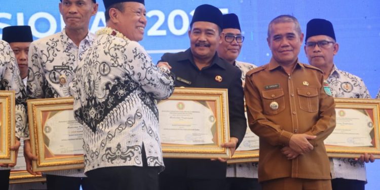Peringatan HUT PGRI Sumsel Tekankan Peningkatan Mutu dan Perlindungan Guru