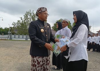 Ribuan P3K di Batang Akhirnya Terima Surat Keputusan