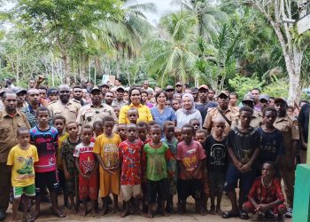 Bupati Boven Digoel Perkenalkan Dokter Baru di Distrik Ujung Kia