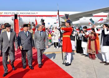 Presiden Prabowo Terima Sambutan Militer di Pakistan, Peringati 75 Tahun Hubungan RI-Pakistan