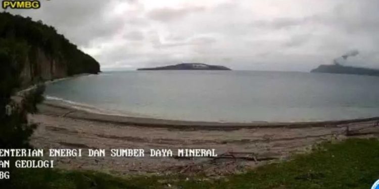 Masyarakat Diminta Siaga Hadapi Cuaca Ekstrem dan Aktivitas Anak Krakatau