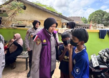 Tim Polri Berikan Dukungan Psikososial untuk Korban Banjir di Aceh Tamiang