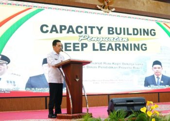 Kepala Dinas Pendidikan Riau Dorong Guru Beradaptasi dengan Era Pembelajaran Baru