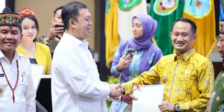 Pemko Palangka Raya Terima Sertifikat Tanah Sekolah Rakyat dari Menteri ATR/BPN