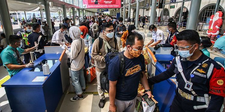 Mendagri Tegaskan Stabilitas Harga Tiket Transportasi Menjelang Nataru