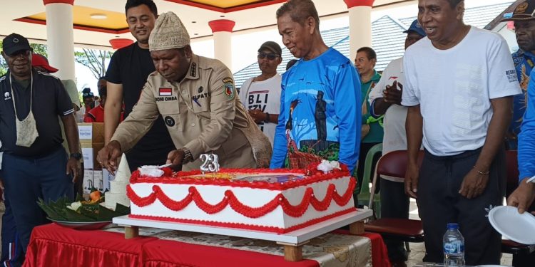 Perayaan HUT ke-23 Boven Digoel Diwarnai Jalan Sehat dan Layanan Publik