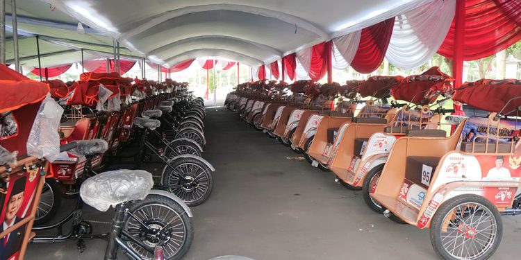 Pemkab Lumajang Gunakan Metode Tradisional untuk Becak Listrik