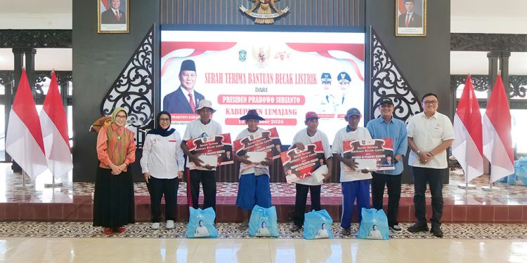 Pemkab Lumajang Dorong Efisiensi Transportasi dengan Becak Listrik