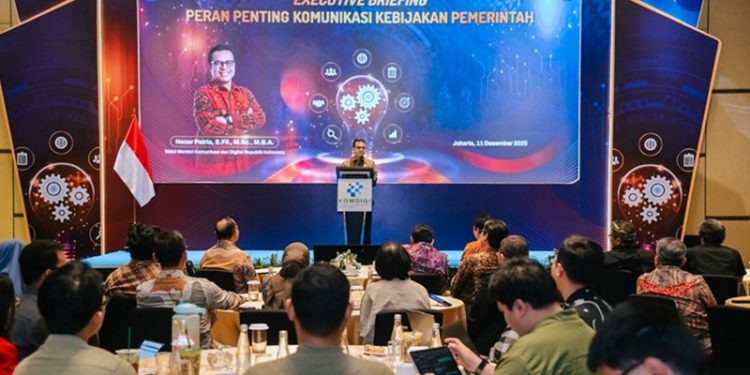 Pentingnya Komunikasi Kebijakan di Era Digital untuk Menjaga Kepercayaan Publik