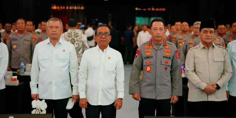 Kapolri Jenderal Listyo Sigit Prabowo Hadiri Rapat Koordinasi Lintas Sektoral untuk Pengamanan Nataru