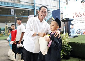 Wali Kota Batam Distribusikan Bantuan Sembako kepada Anak Yatim