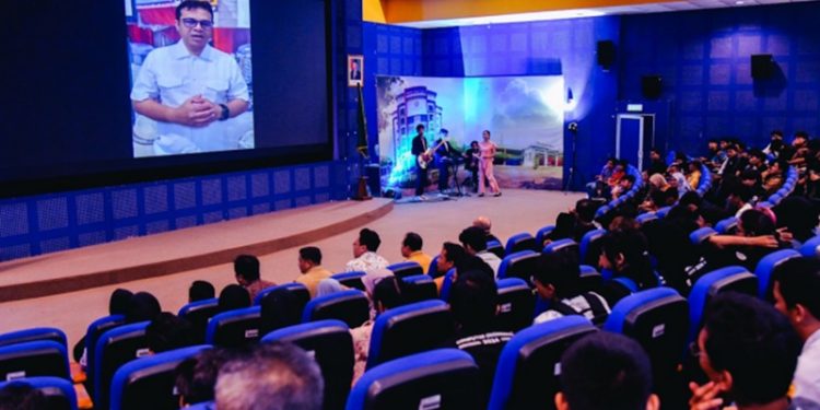 Wamenkomdigi Soroti Pentingnya Keamanan Siber di Era Digital