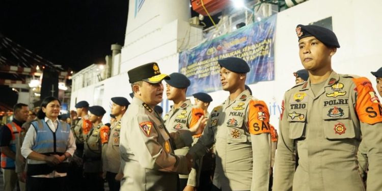 Kolaborasi Polri dan PT Pelni dalam Misi Kemanusiaan di Sumatera