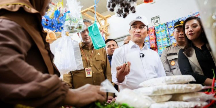 Wakil Gubernur Banten Pantau Harga dan Ketersediaan Bahan Pokok Menjelang Nataru