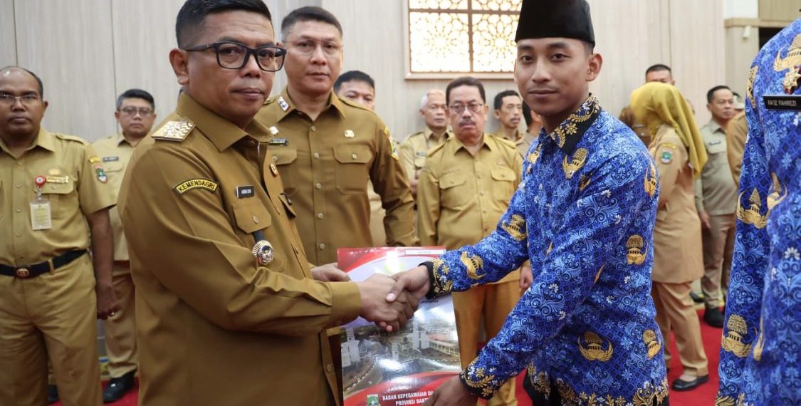 Gubernur Banten Distribusikan SK untuk 4.631 PPPK Paruh Waktu