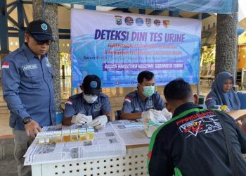 BNNK Tuban Lakukan Tes Urine untuk Sopir dan Kondektur Menjelang Nataru
