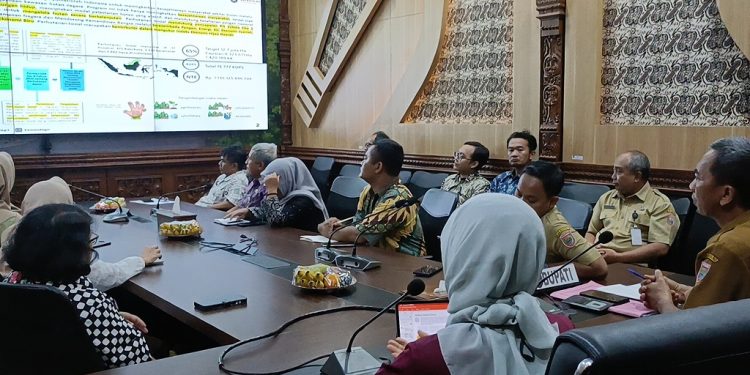PUPUK Surabaya Dorong Pengembangan Perhutanan Sosial di Batang