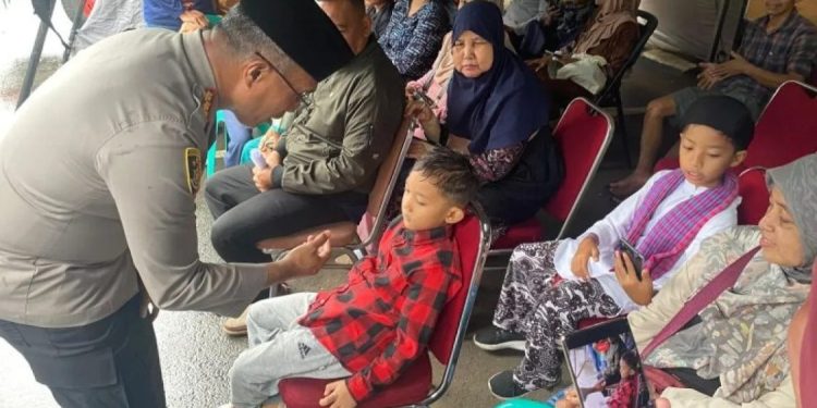 Polres Metro Jakarta Selatan Gelar Khitanan Massal untuk 150 Anak