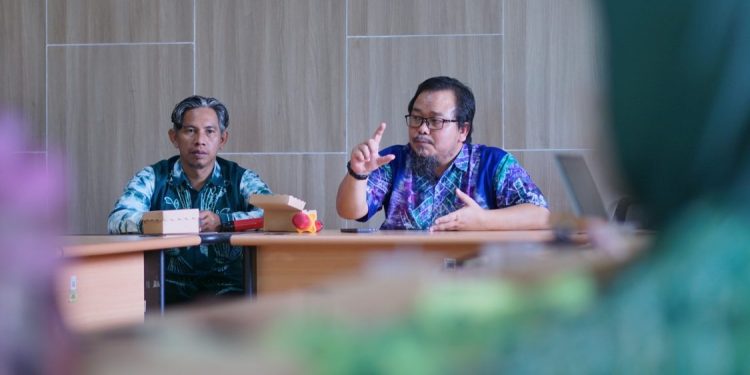 Diskominfosan Balangan Tingkatkan Pengelolaan Pengaduan Publik Melalui Rakor SP4N Lapor!