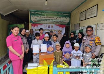 Polwan dan Bhayangkari Kaltim Laksanakan Aksi Sosial di Balikpapan