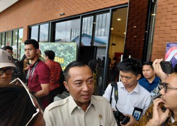 Pemerintah Izinkan Pemanfaatan Kayu Banjir di Sumatra