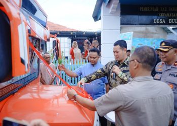 Bupati Pangkep Serahkan Bantuan untuk Tingkatkan Kesejahteraan Desa Bulucindea