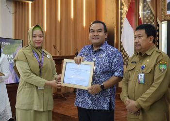 Puluhan Sekolah di Blora Terima Penghargaan Adiwiyata