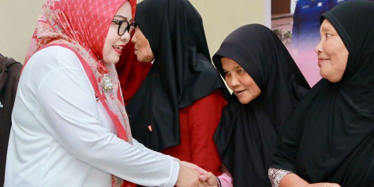 TP PKK Batam Rayakan Hari Ibu di Pulau Setokok dan Sijantung