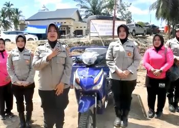 Polres Metro Jakarta Pusat Berikan Bantuan Motor Roda Tiga ke Polres Tapanuli Selatan
