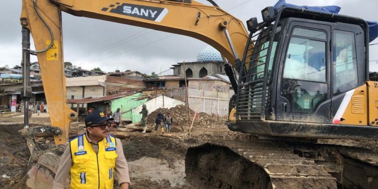 Dinas PUPR Aceh Tangani Cepat Kemacetan di Simpang KKA-Bener Meriah