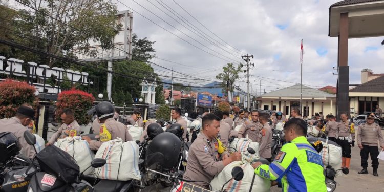 Polres Aceh Tengah Distribusikan Bantuan Logistik ke Tiga Kecamatan Terdampak Bencana