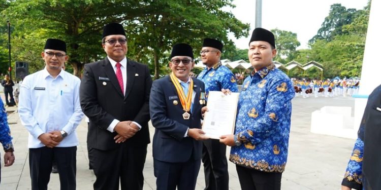 1.334 Tenaga Honorer di Tanah Datar Diangkat Menjadi PPPK Paruh Waktu