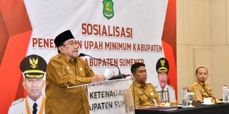 Disnaker Sumenep Gelar Sosialisasi UMK 2026 untuk Pelaku Usaha