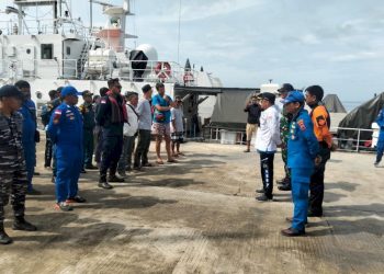 Polda NTT Tingkatkan Upaya Pencarian KM Putri Sakinah dengan Alut dan Personel Tambahan