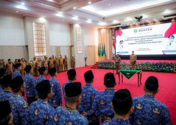 Gubernur Banten Lantik 64 Pejabat, Fokus pada Pendidikan dan Netralitas ASN