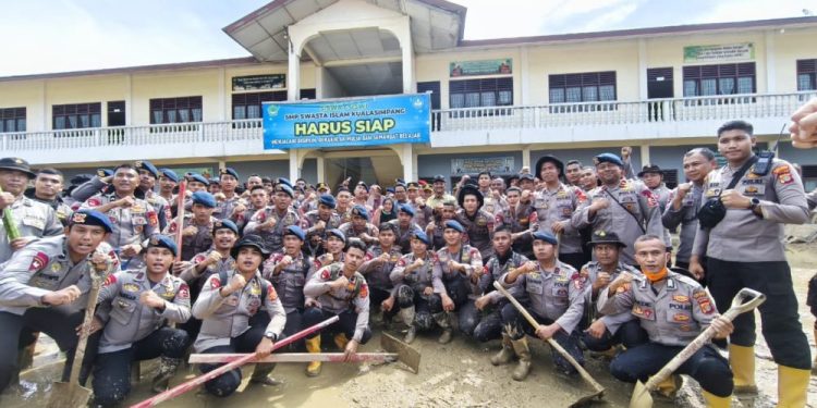 Kapolri Kunjungi Aceh Tamiang, Dorong Pembukaan Kembali Sekolah