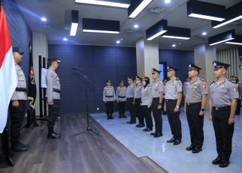 Kadivhumas Pimpin Upacara Kenaikan Pangkat, Tekankan Pentingnya Peran Humas