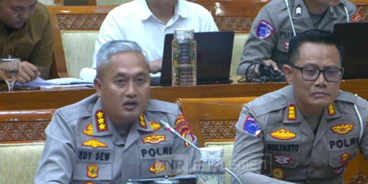 Kapolresta Sleman Kombes Pol Edy Setyanto E.W., S.I.K., M.H. di sidang rapat DPR RI