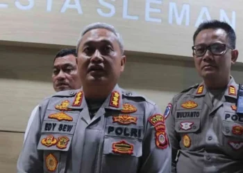Kapolresta Sleman Kombes Pol Edy Setyanto E.W., S.I.K., M.H. saat Door Stop kepada media