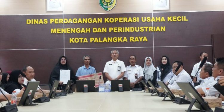 Pemerintah Kota Palangka Raya Berikan 87 Alat Usaha untuk UMKM