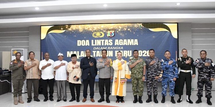 Kapolda NTT Gelar Doa Lintas Agama untuk Korban Bencana di Sumut dan Aceh