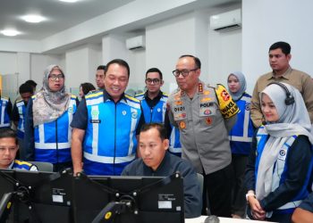 Wakapolri Tinjau Arus Balik Nataru di Command Center Jasa Marga Jatiasih