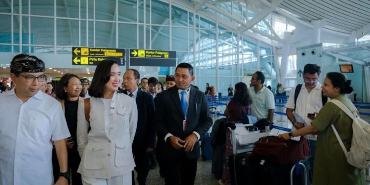 Menpar: Wisatawan Domestik Jadi Pilar Utama Pariwisata Indonesia